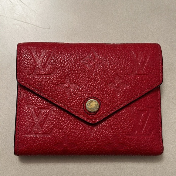 Louis Vuitton Victorine Wallet - Picture 7 of 8